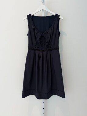 ELIE TAHARI NAVY EYELET COTTON SLEEVELESS DRESS SIZE US 4 NWOTS!